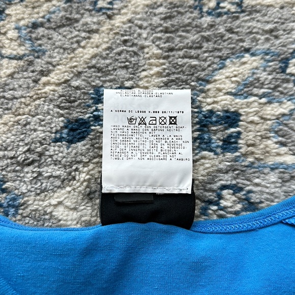 Versus by Versace “Say Hello to my Little Friend” T-Shirt in Blue and Orange - Picture 8 of 10